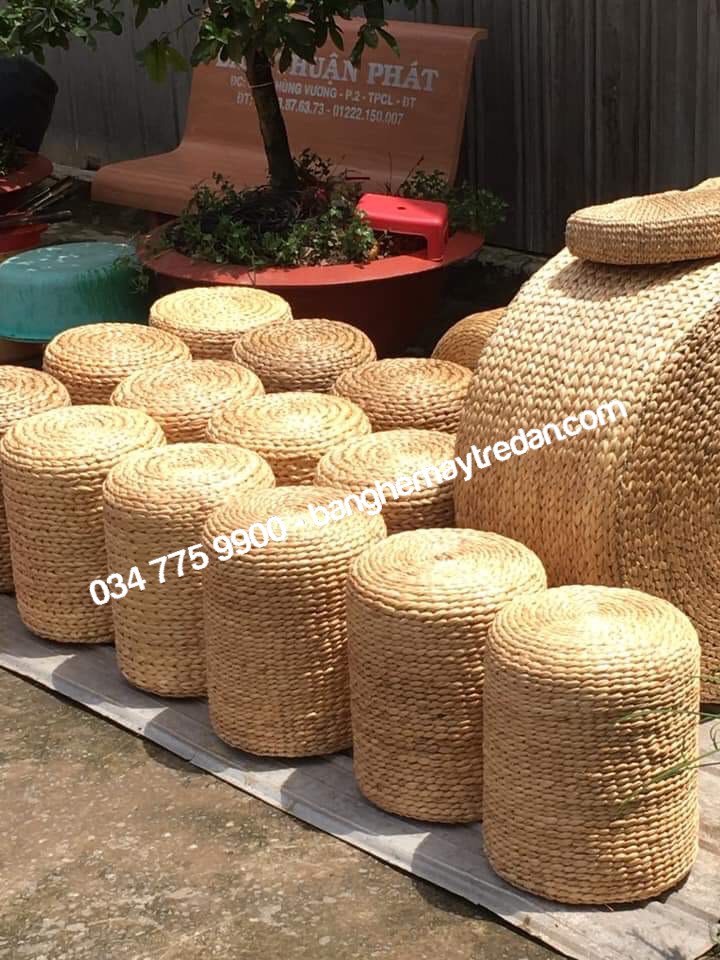 Ghế đôn lục bình tròn tiện lợi - Bàn ghế mây tre đan