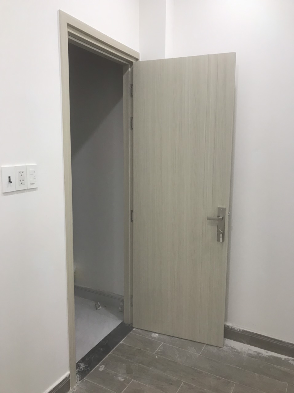 Cửa nhựa composite tại bến tre  xem báo giá chi tiết