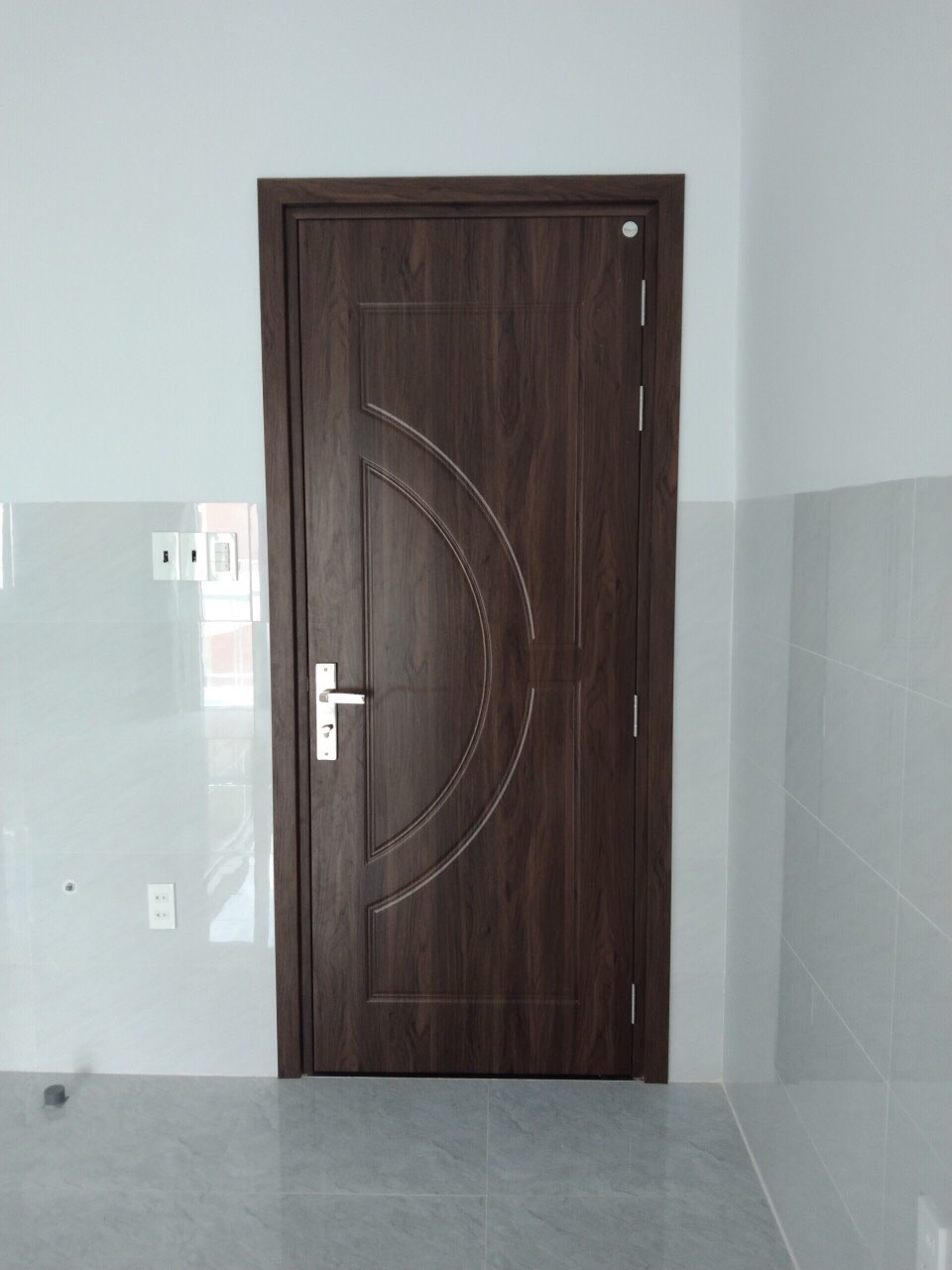 CẤU TẠO CỬA NHỰA COMPOSITE MỚI NHẤT  GIÁ ƯU ĐÃI