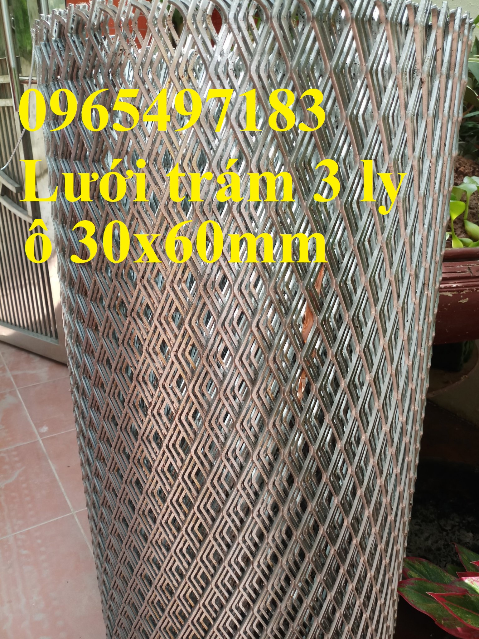 lưới trám 30x60, lưới dập giãn 30x60, lưới hình thoi 30x60