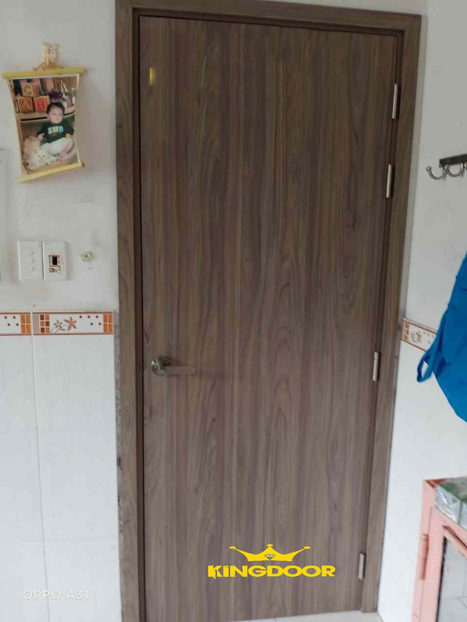 cửa gỗ công nghiệp tinh chế giá rẻ sang xịn