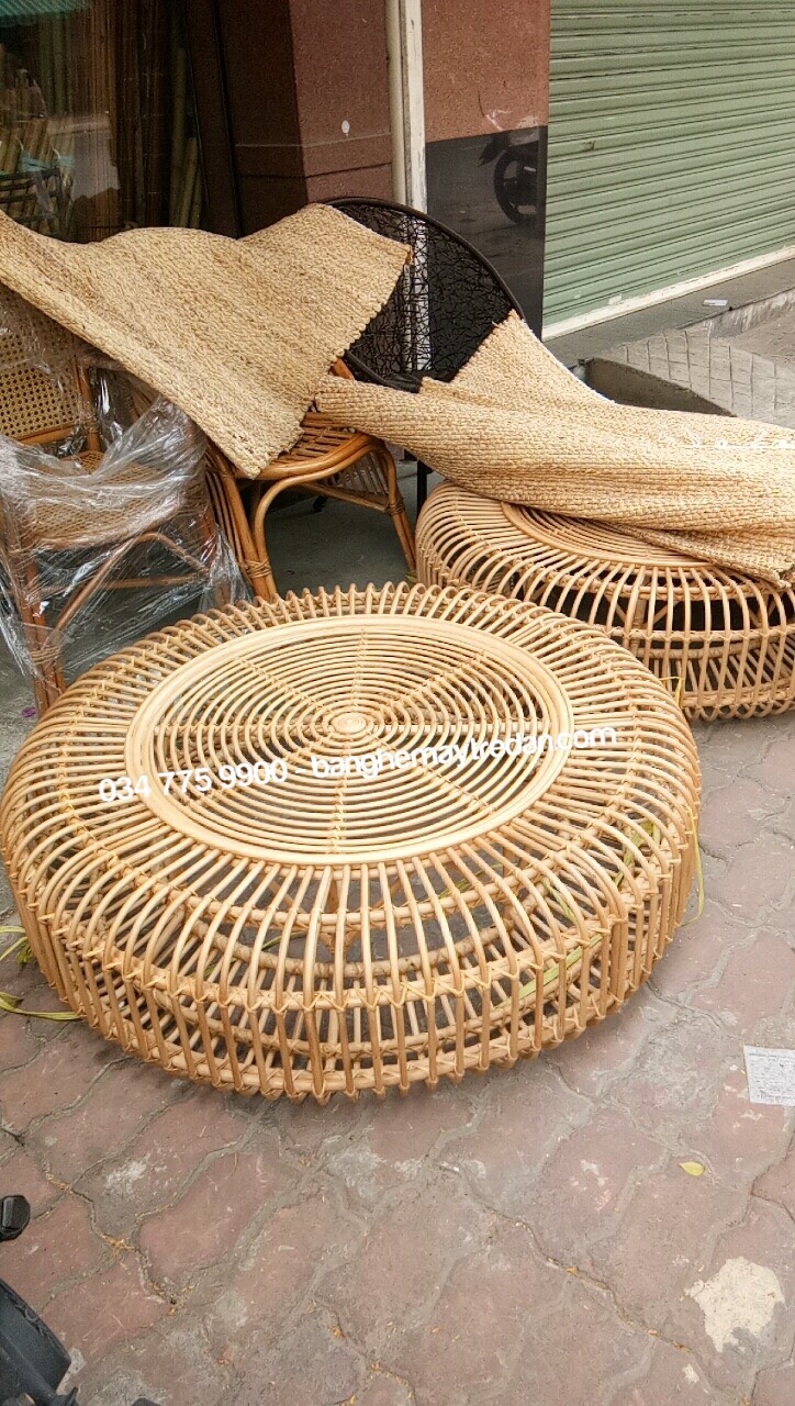 Bàn sô pha hình tròn hiện đại - Mây Tre Lục Bình
