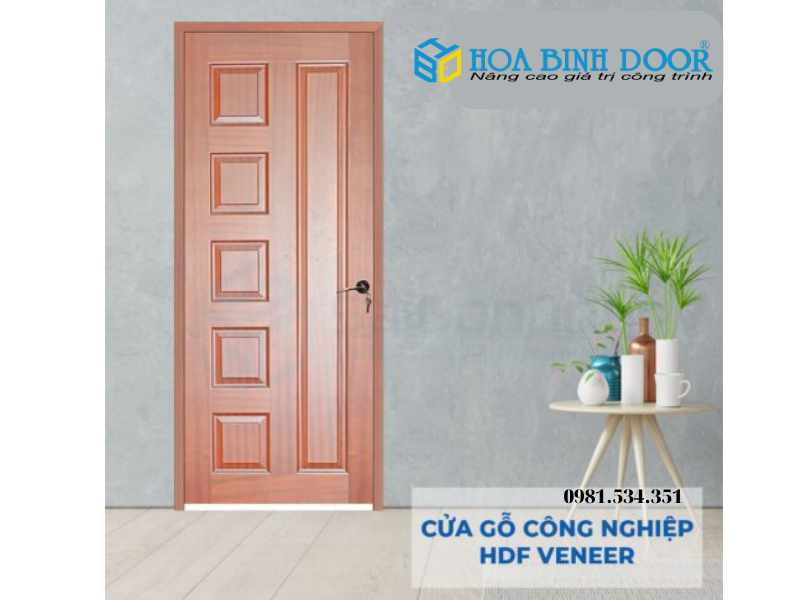 Cửa gỗ HDF giá rẻ tại quận 12- Cửa gỗ công nghiệp chất lượng