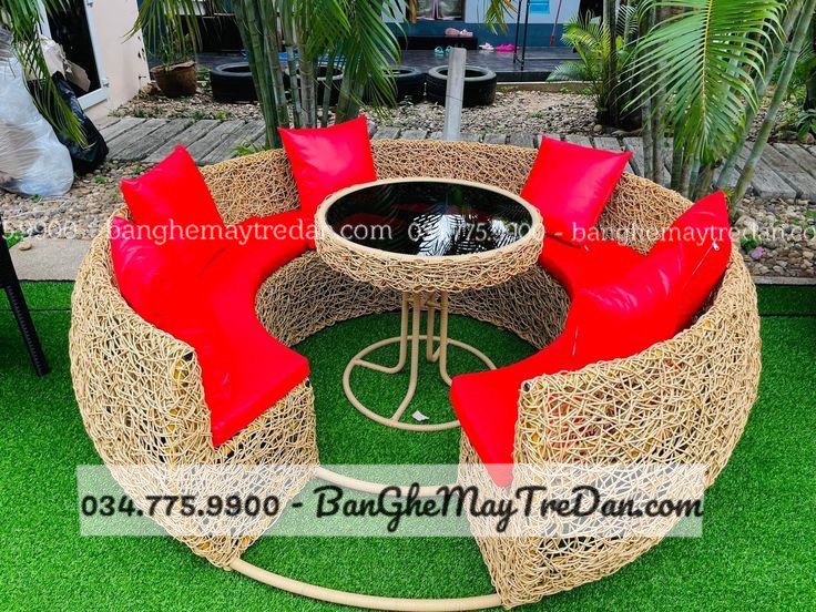 Bộ ghế salon hình tròn đan rối tổ chim độc đáo