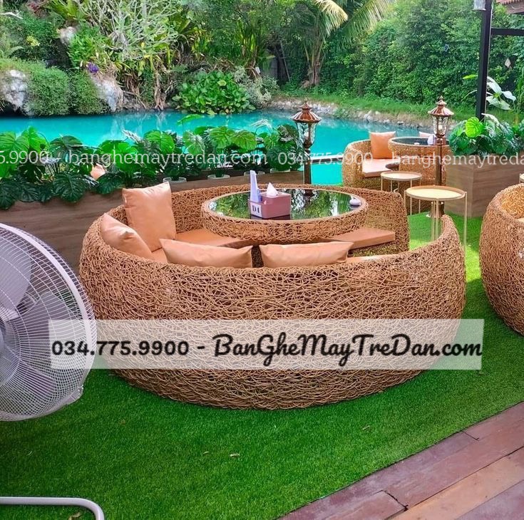 Bộ ghế salon hình tròn đan rối tổ chim độc đáo