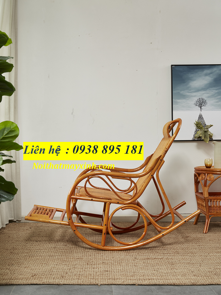 ghế bập bênh cho người già chất liệu mây đan