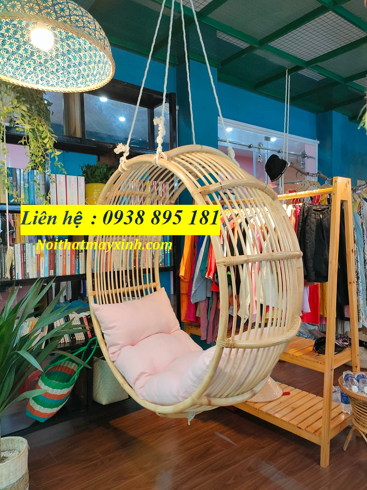 Mẫu ghế xích đu treo chất liệu mây tre đan