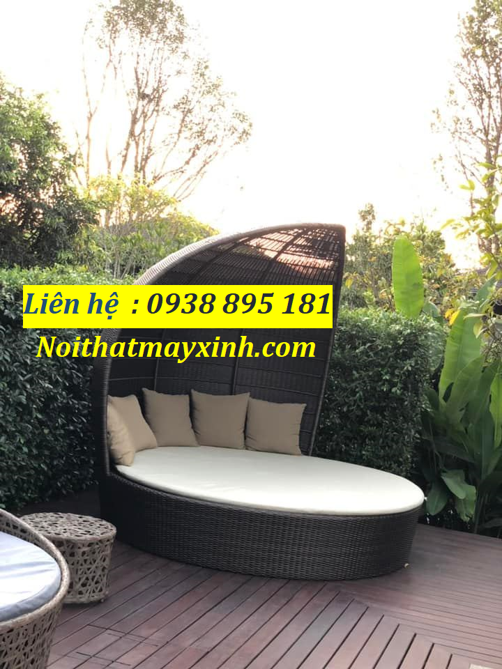 Mẫu bàn ghế hồ bơi nhựa giả mây ngoài trời