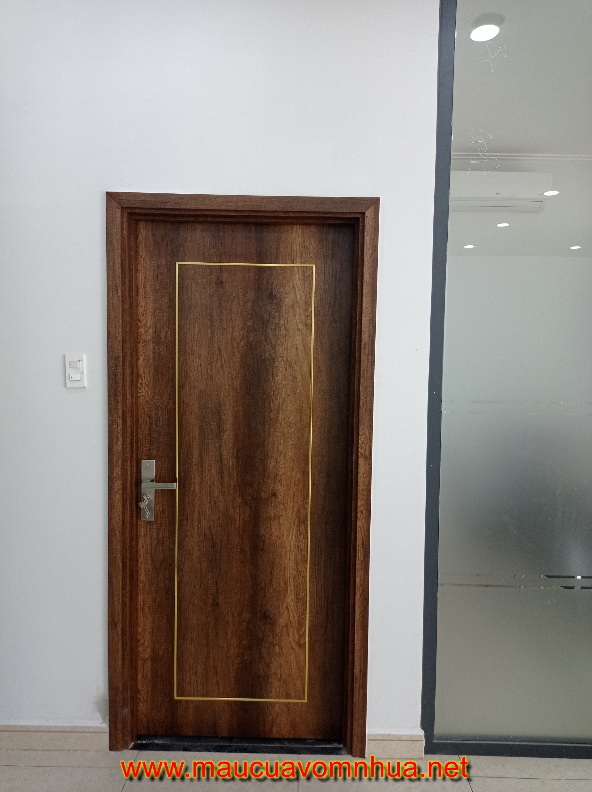 Cửa gỗ công nghiệp MDF Laminate  mẫu cửa đẹp