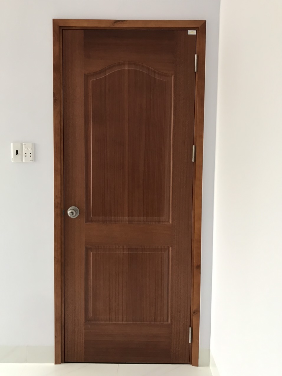 giá cửa gỗ công nghiệp HDF cho cửa phòng