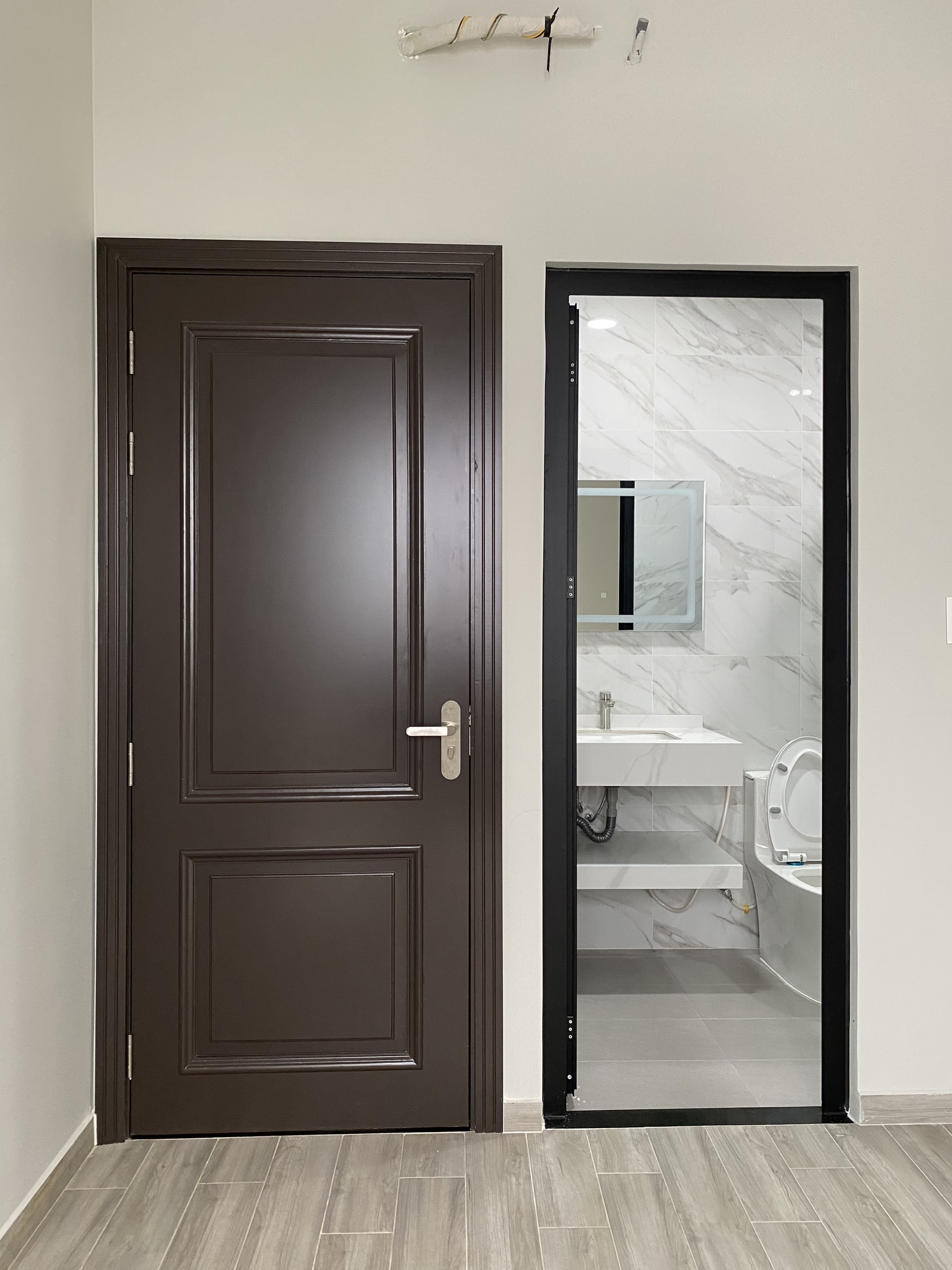 Giá cửa gỗ công nghiệp MDF tại quận 12.