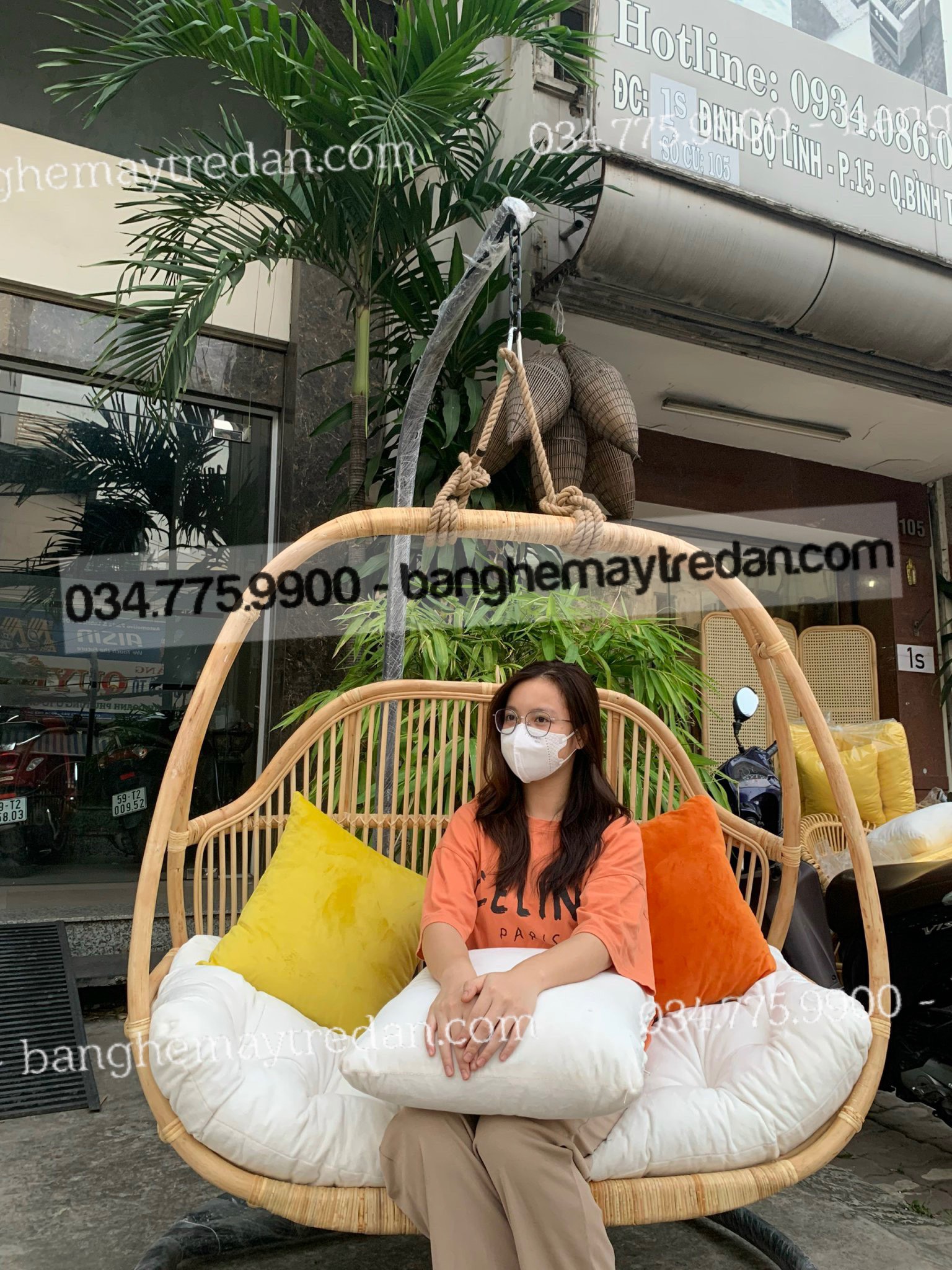 Ghế đu treo mây tự nhiên để phòng khách Tropical