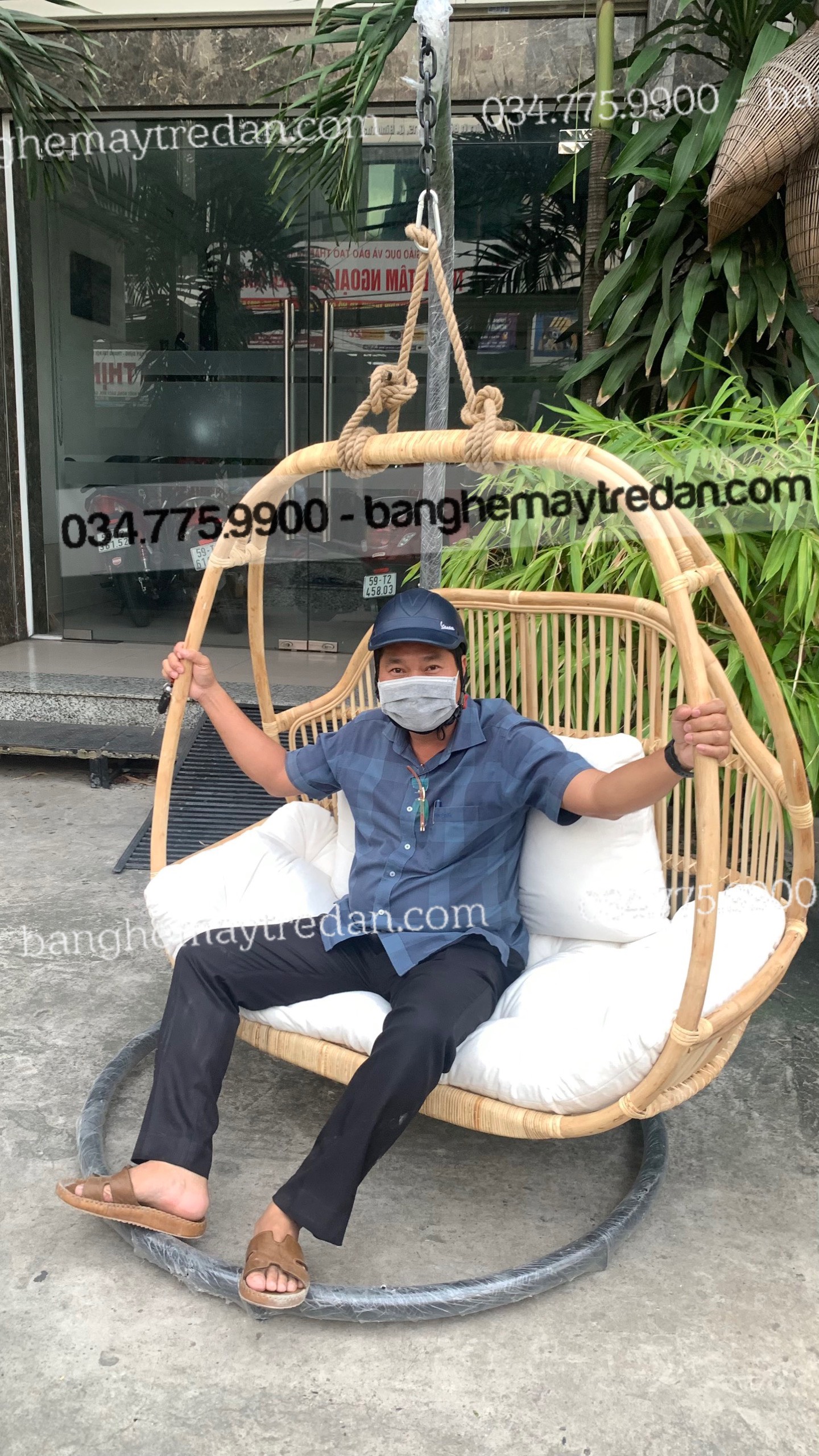 Ghế đu treo mây tự nhiên để phòng khách Tropical