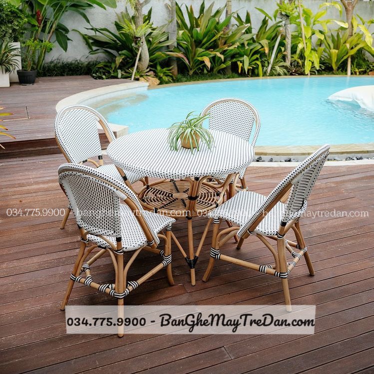 Các mẫu bàn ghế sân vườn đang thịnh hành