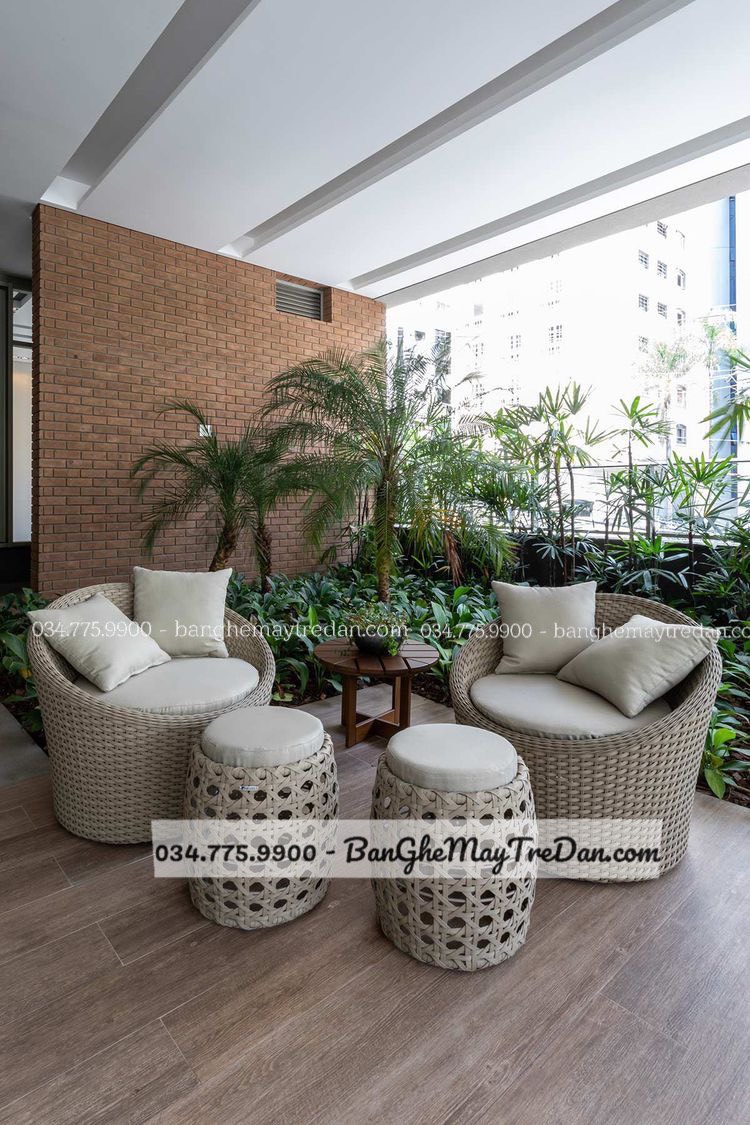 Các mẫu bàn ghế sân vườn đang thịnh hành