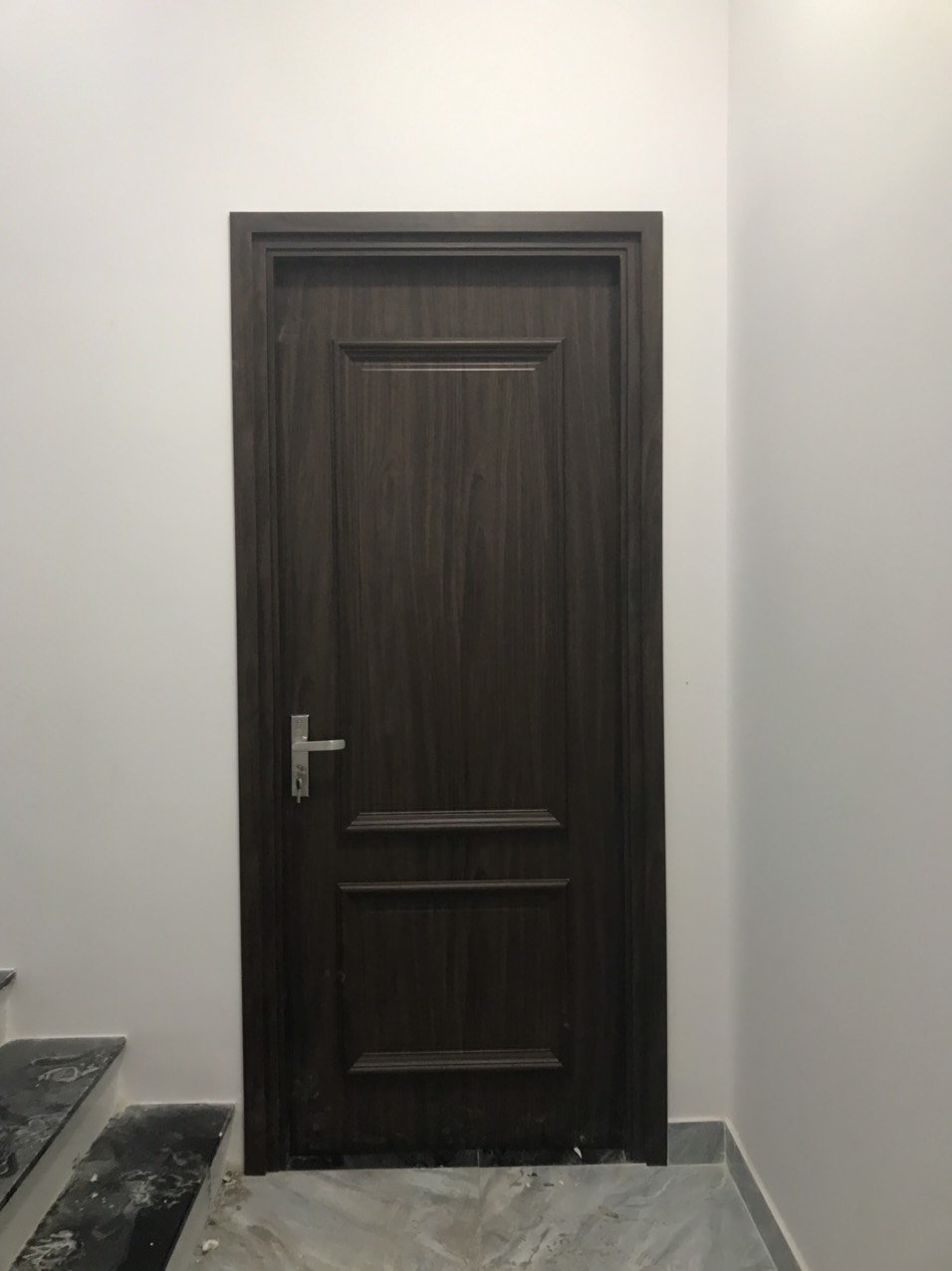 Những ưu điểm vượt trội của dòng cửa nhựa Composite tại Đà Lạt