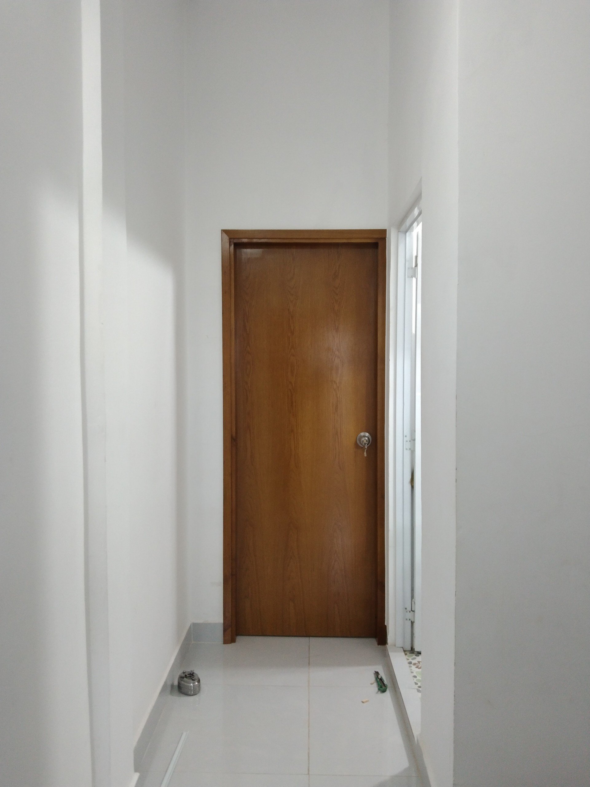 cửa gỗ công nghiệp có bền hay không?