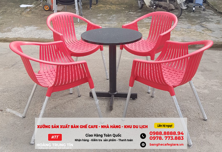 (Q12-HCM) Bàn ghế nhựa đúc cực kì chắc chắn, bền bỉ với thời gian