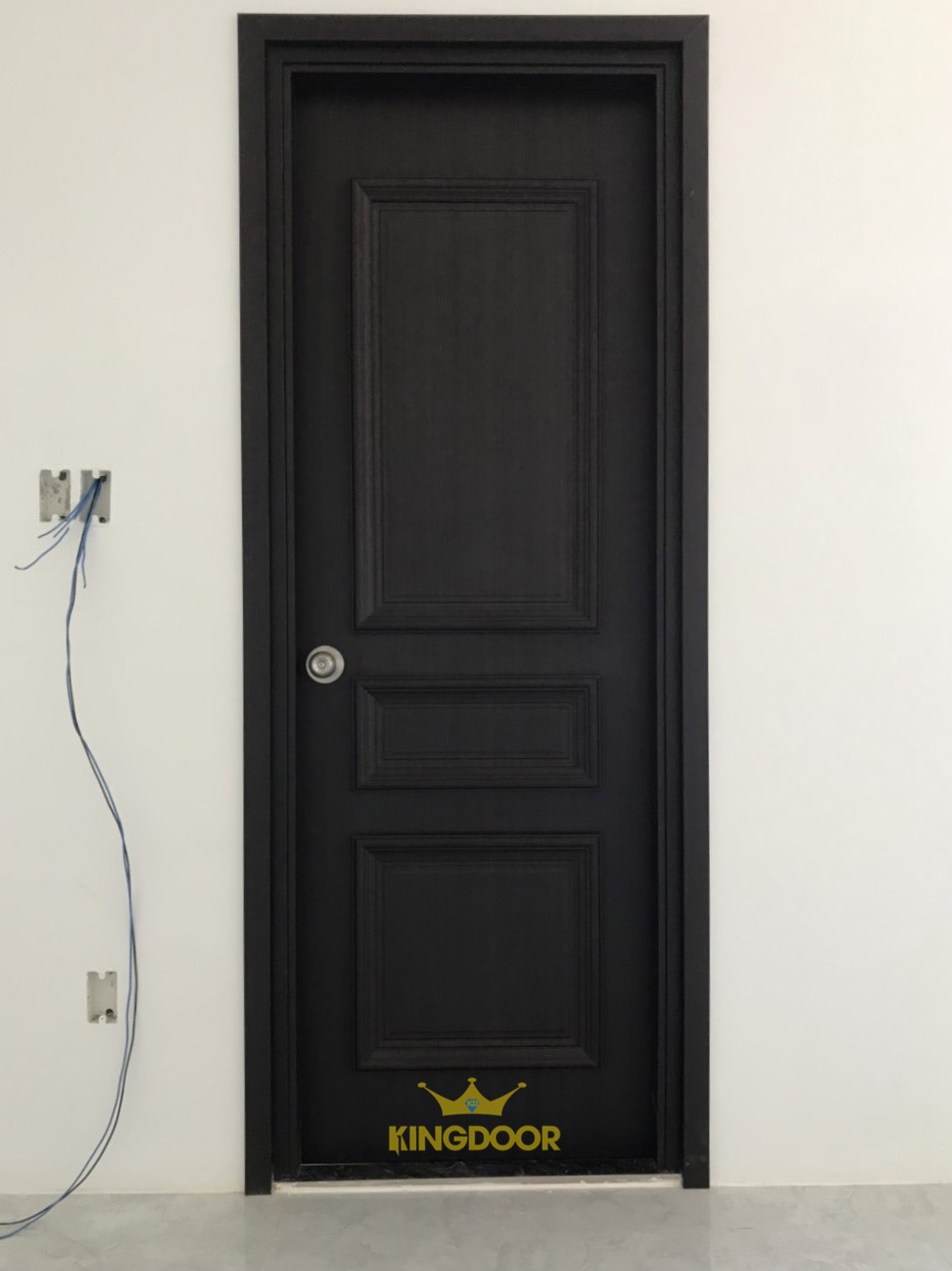 Cửa nhựa Composite tại KingDoor  Mẫu cửa đẹp