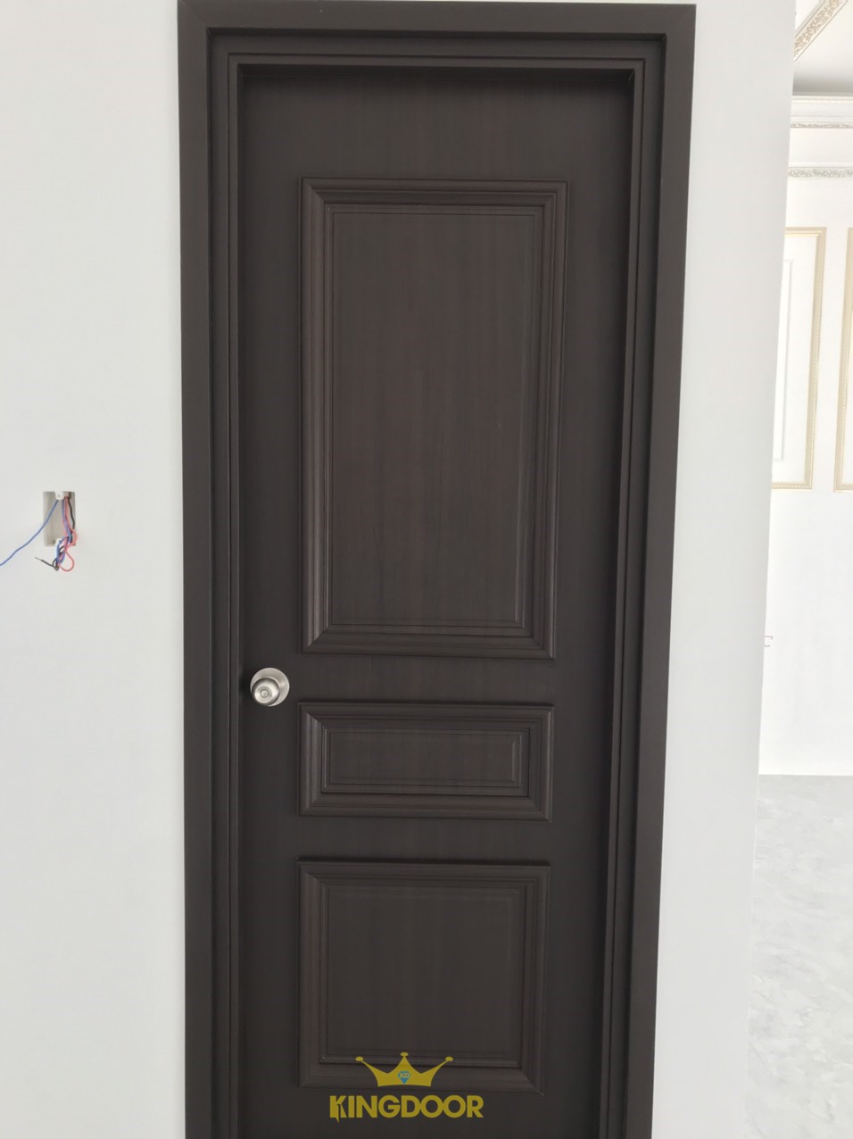 Cửa nhựa Composite tại KingDoor  Mẫu cửa đẹp