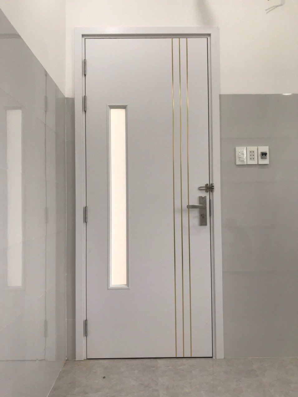 Mẫu cửa chạy chỉ nhôm lắp đặt phòng ngủ tại Bình Thuận