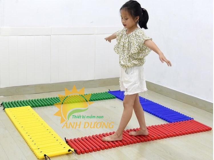 Đồ chơi vận động trong nhà và ngoài trời cho bé mầm non giá SỐC