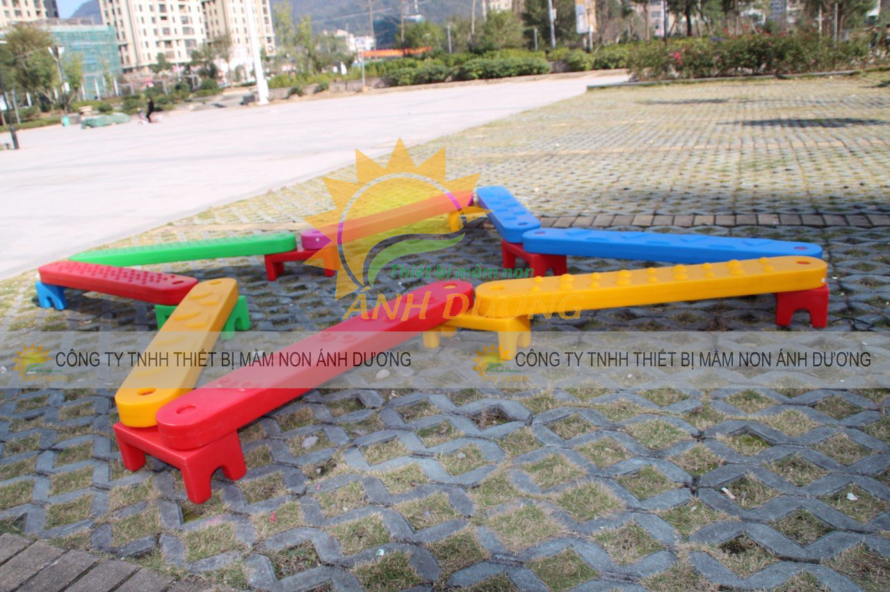 Đồ chơi vận động trong nhà và ngoài trời cho bé mầm non giá SỐC