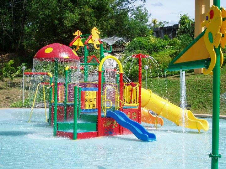 Chuyên thi công lắp đặt các thiết bị cho sân chơi nước