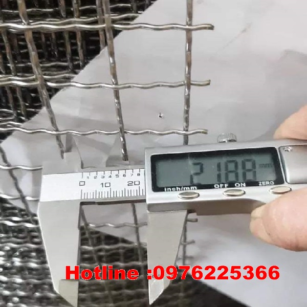 Giá lưới đan inox ô 2 phân , Lưới đan inox 304 mắt 2cm x 2cm