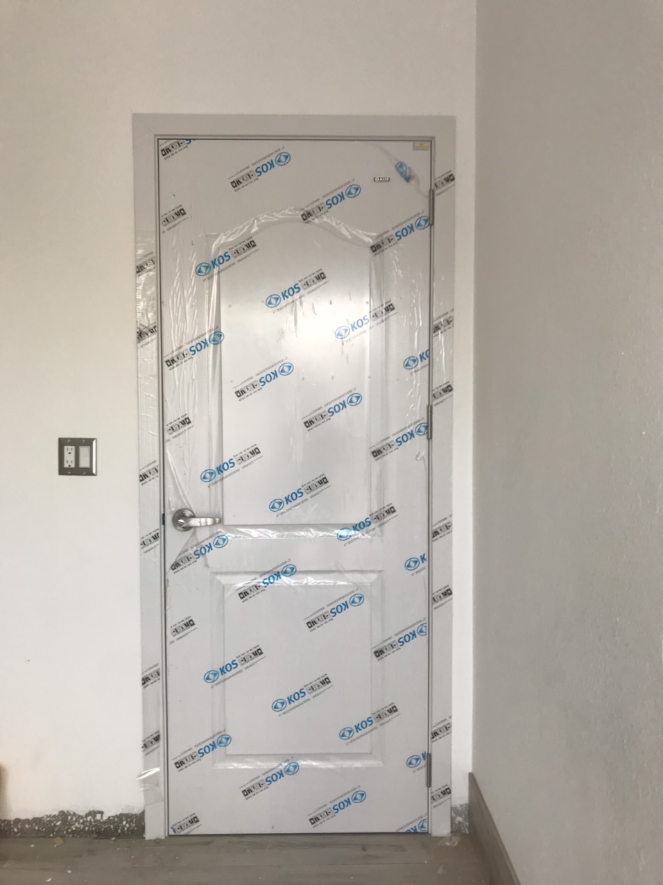 Cửa nhựa ABS Hàn Quốc tại Bình Tân  Mẫu cửa đẹp