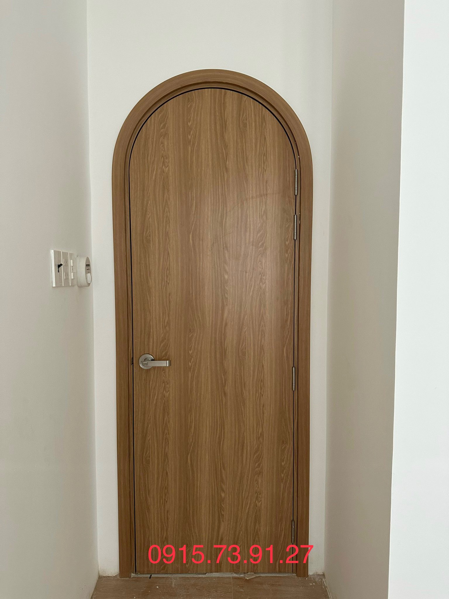 Cửa vòm nhựa composite tại Tân Phú- Mẫu cửa hiện đại