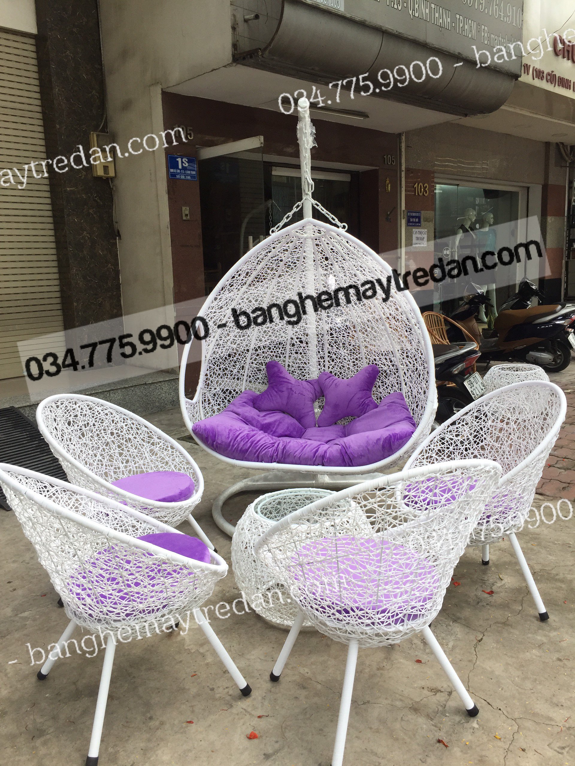Xích đu tổ chim thư giãn màu trắng nệm tím
