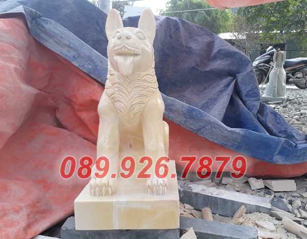Mẫu chó canh cổng bằng đá xanh rêu đẹp bán Bình Phước