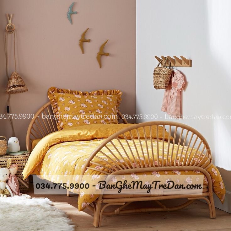 Giường ngủ khung song mây tự nhiên cây to khỏe