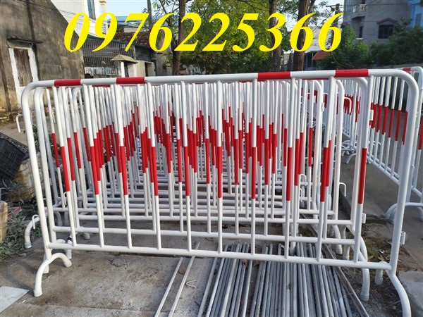 Chuyên sản xuất hàng rào chắn di động ,rào chắn cách ly giá rẻ