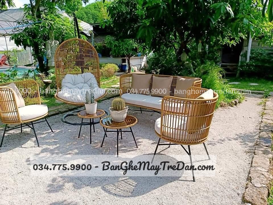 Bàn ghế nhựa giả mây để sân vườn chất lượng cao