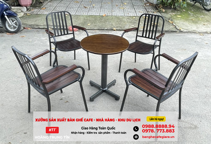 Bàn ghế sắt các loại cực kì chất lượng của Nội Thất Hoàng Trung Tín