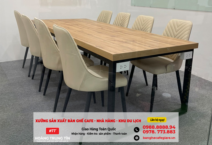 Bàn ghế sắt các loại cực kì chất lượng của Nội Thất Hoàng Trung Tín