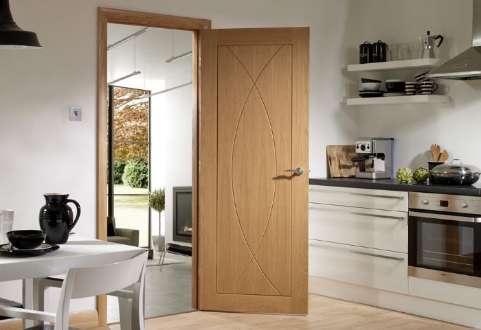 Cửa gỗ công nghiệp tại quận 9 Hồ Chí Minh
