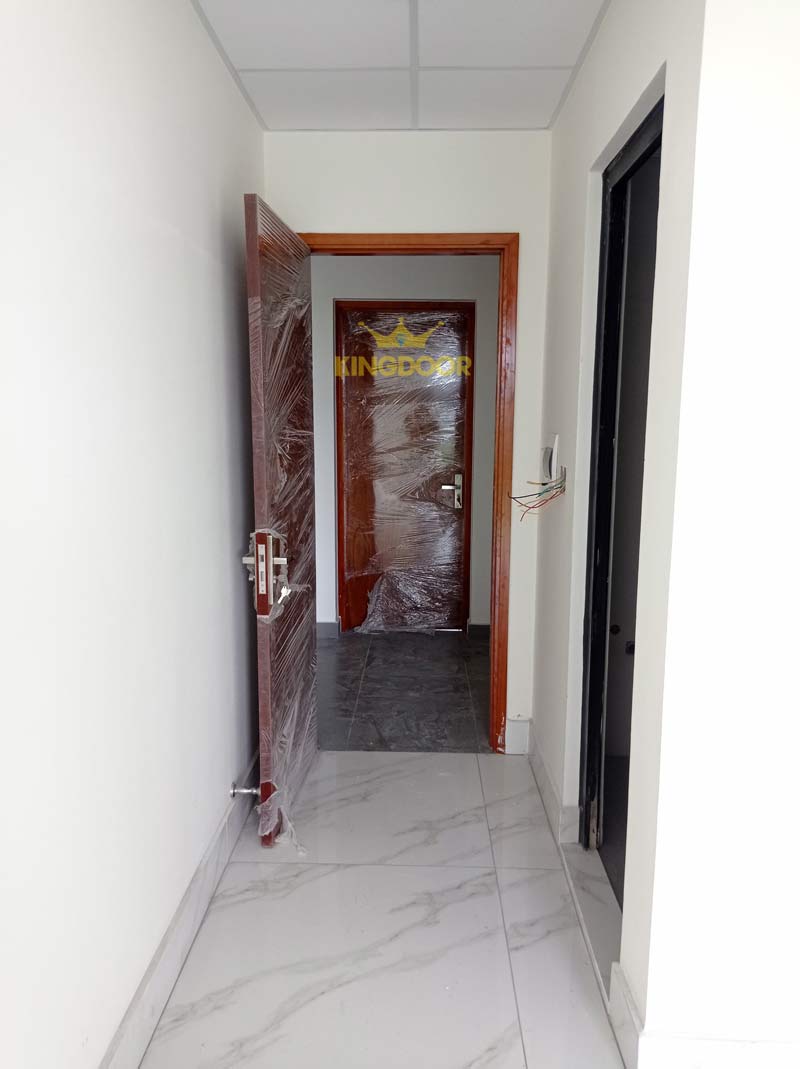 Báo giá cửa gỗ công nghiệp MDF Veneer giá rẻ
