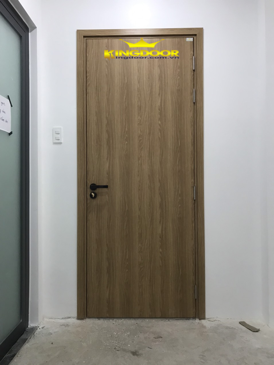 Top 20 mẫu cửa nhựa Composite đẹp nhất hiện nay