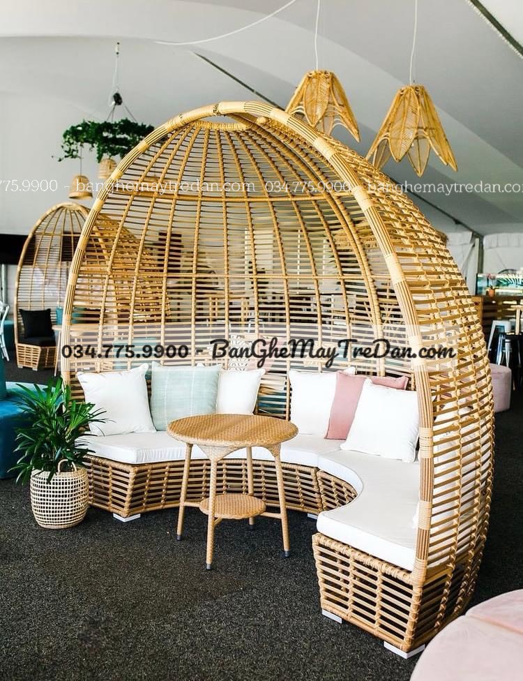 Ghế hình tổ chim đan nhựa giả mây để khu nghỉ dưỡng