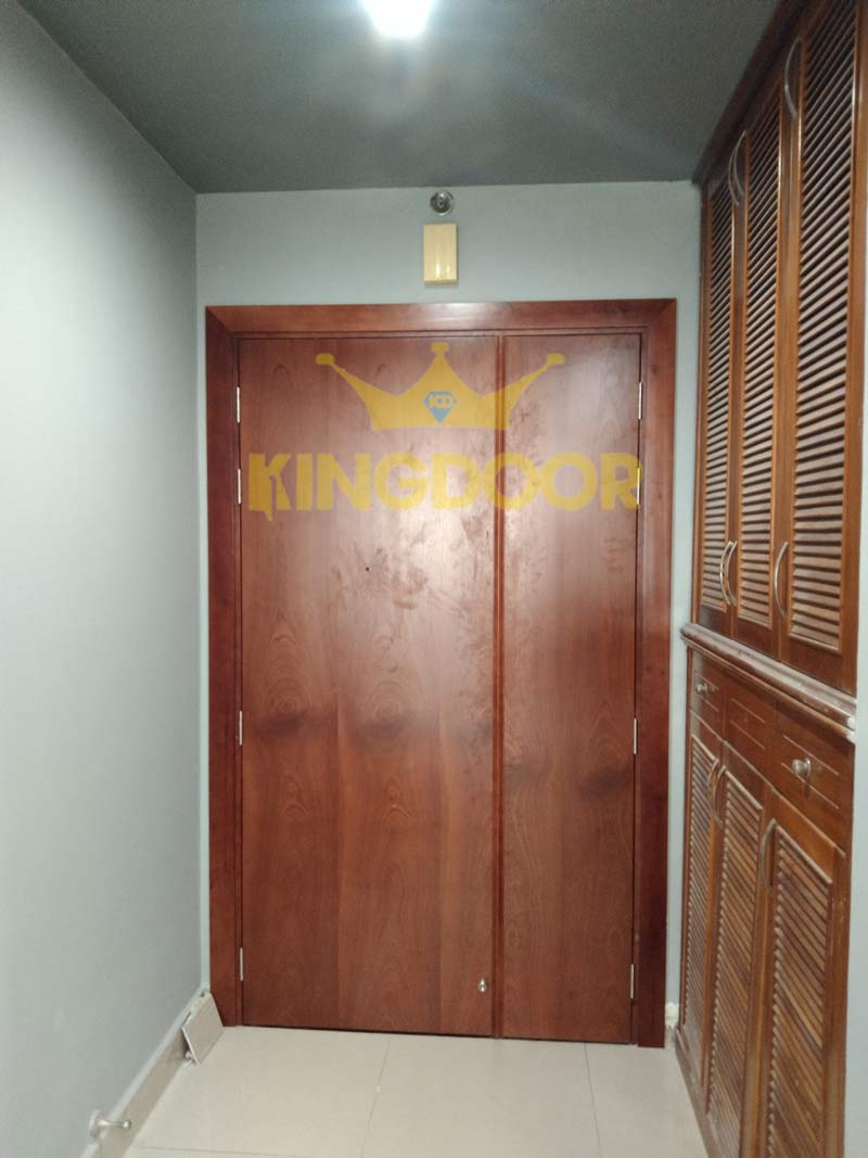Báo giá cửa gỗ công nghiệp MDF Veneer giá rẻ