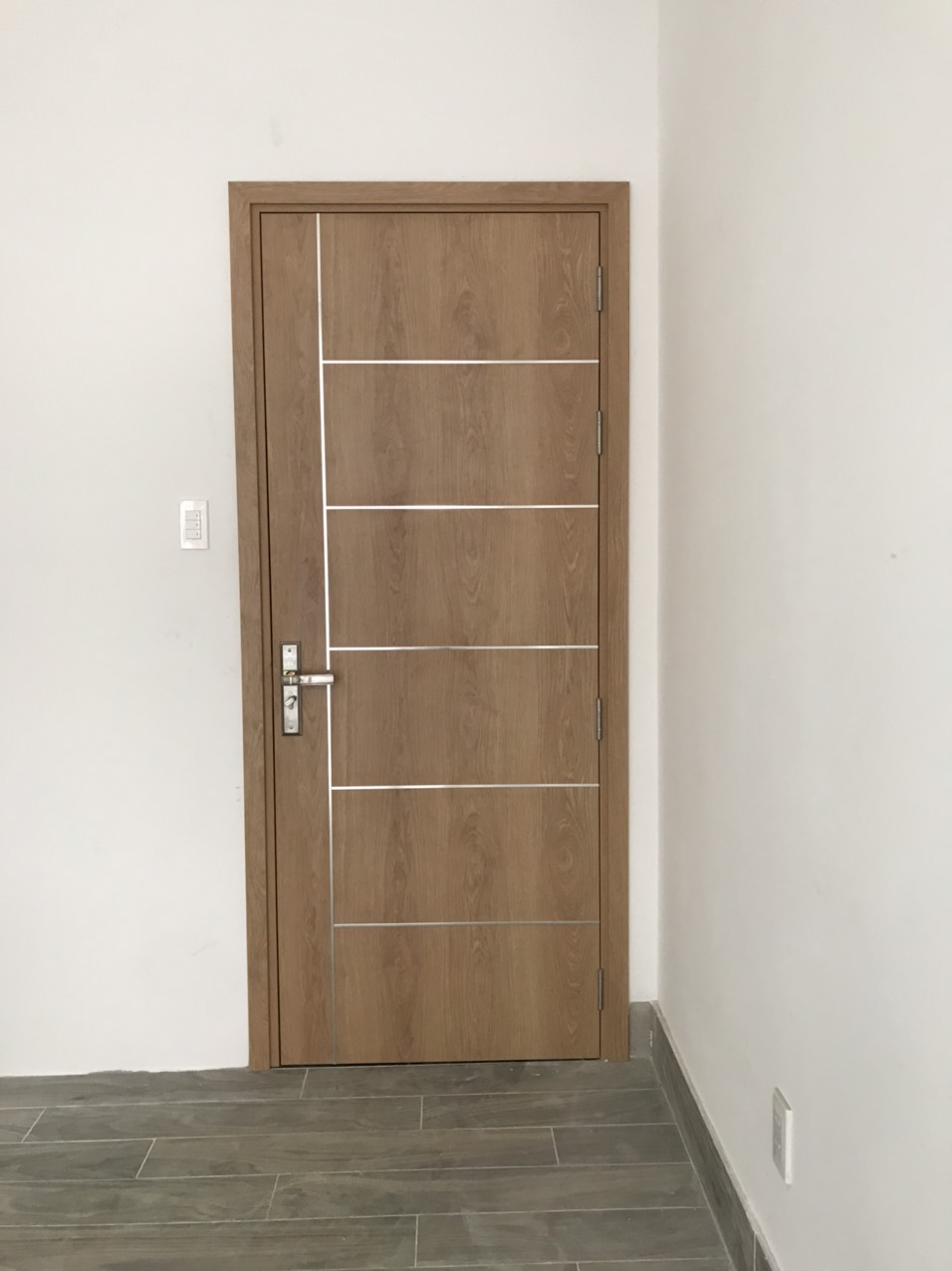 Cửa gỗ công nghiệp cao cấp MDF Laminate