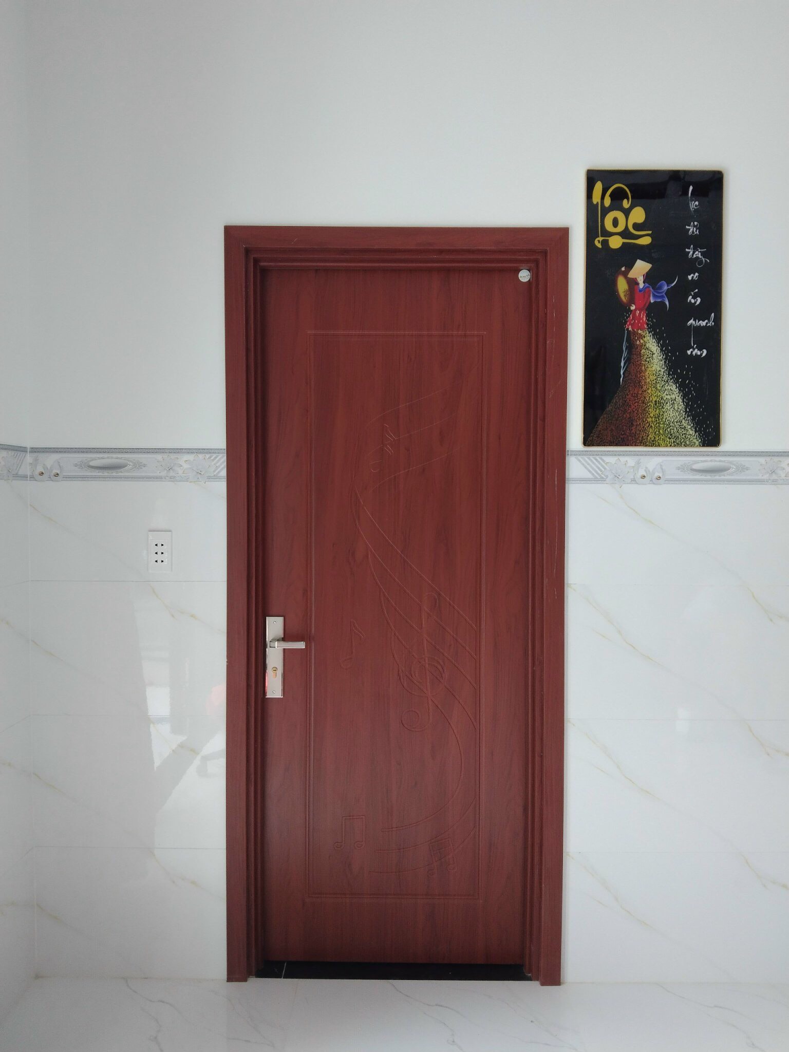 báo gia mẫu cửa nhựa giả gỗ composite mới nhất