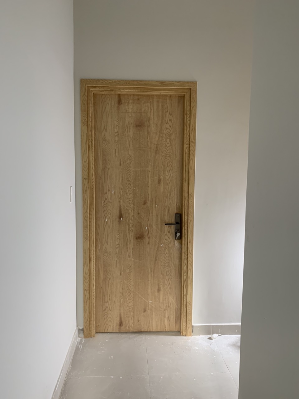 báo gia mẫu cửa nhựa giả gỗ composite mới nhất