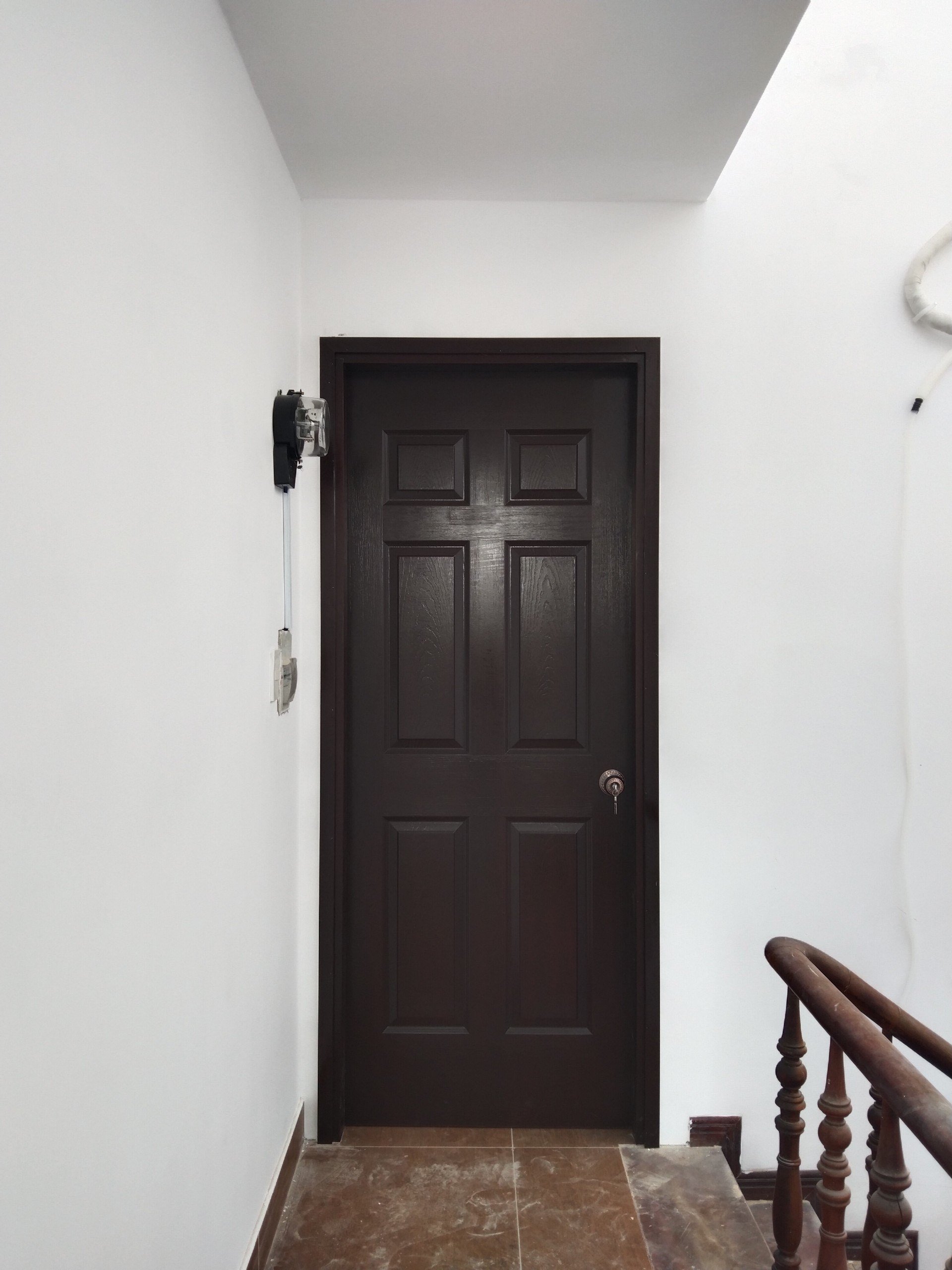 Cửa gỗ công nghiệp hdf sơn giá 2.090.000 vnđ/1 bộ