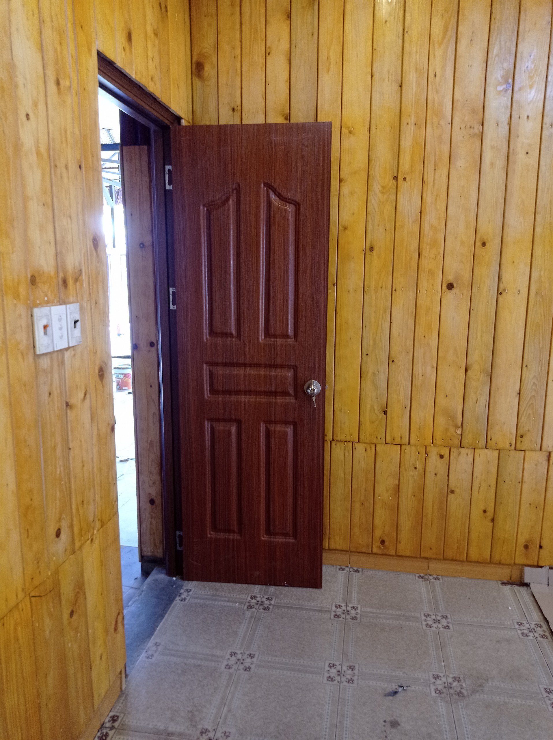 Giá cửa nhựa Đài Loan Kingdoor tại Nha Trang