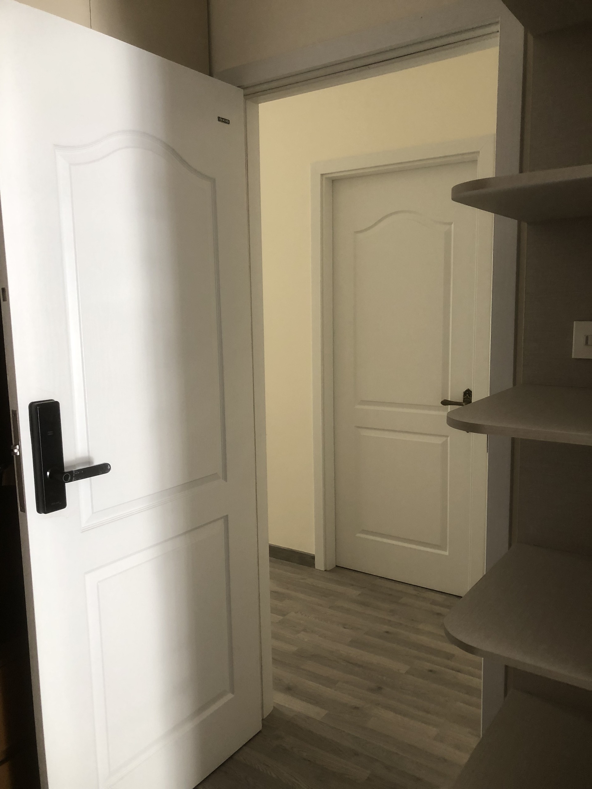 Báo giá cửa nhựa giả gỗ abs hàn quốc thương hiệu kos