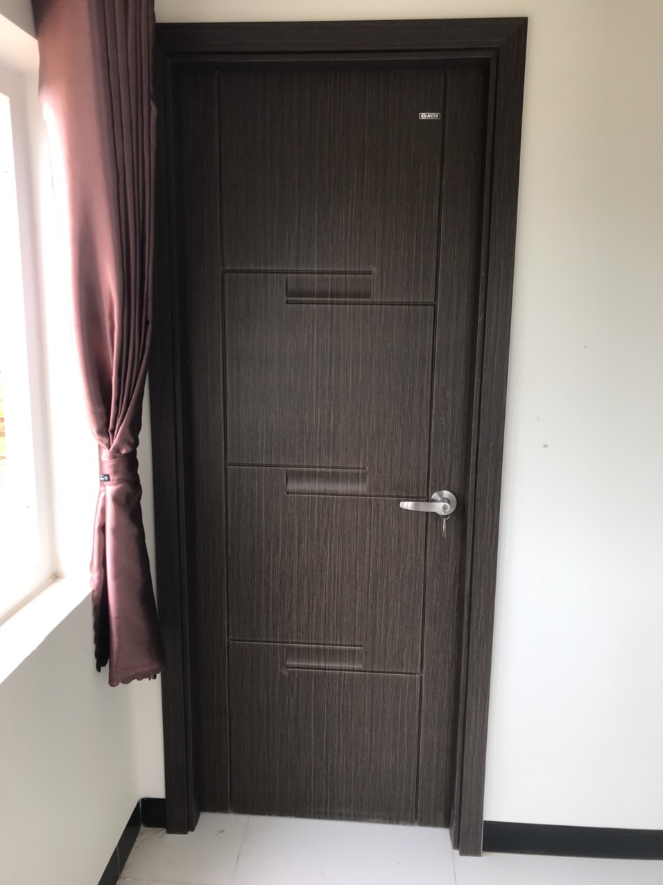 Cửa nhựa ABS Kos giá rẻ tại Lâm Đồng giá rẻ